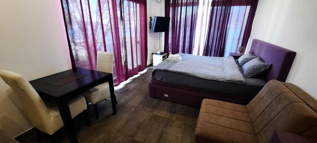 Apartments Joy Herceg Novi Buitenkant foto