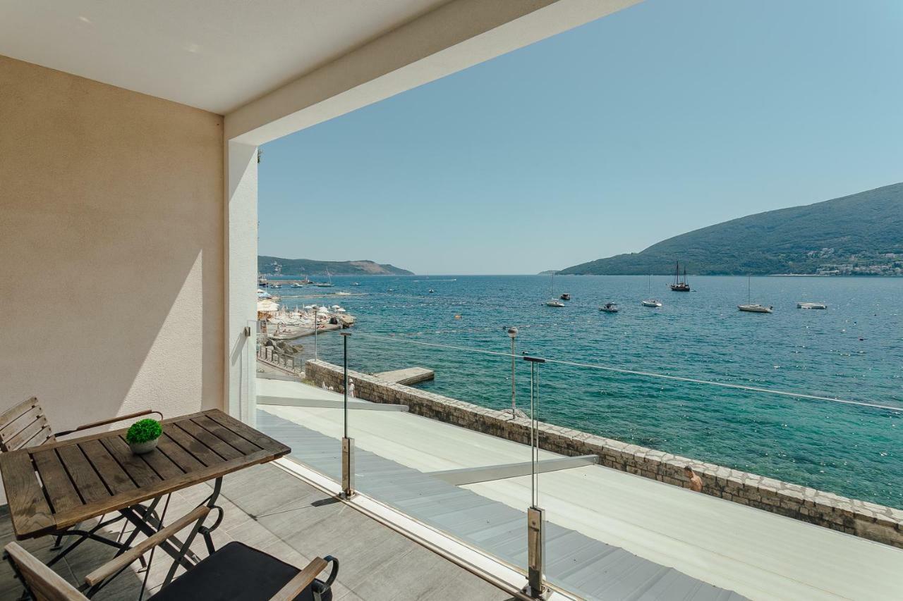 Apartments Joy Herceg Novi Buitenkant foto