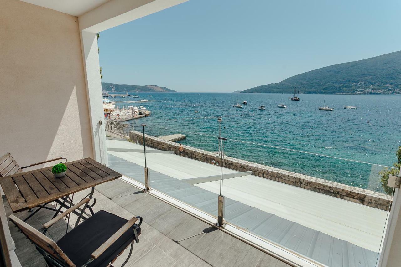 Apartments Joy Herceg Novi Buitenkant foto