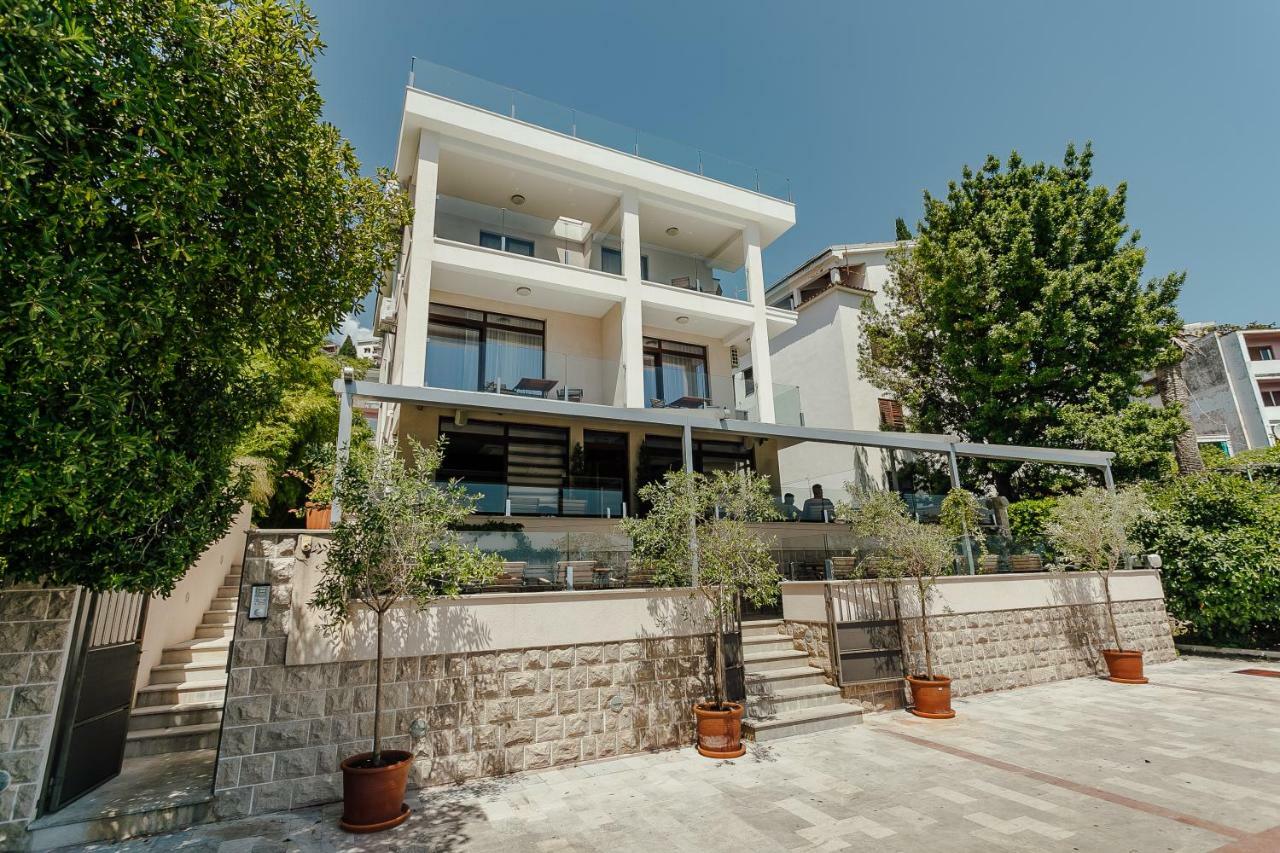 Apartments Joy Herceg Novi Buitenkant foto